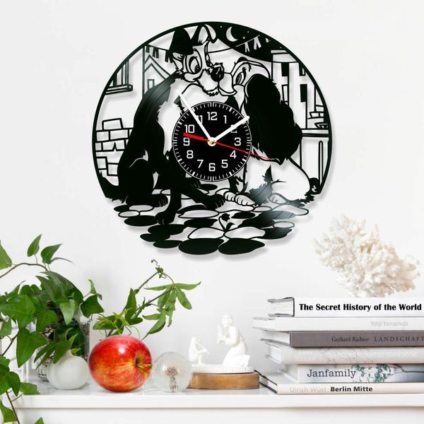 Настінний вініловий годинник Леді та Блудько, діаметр 30см Vinyl-Clock-C-Lady and the Tramp-4 фото