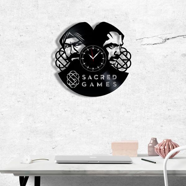 Настінний вініловий годинник Священні ігри, діаметр 30см Vinyl-Clock-M-Sacred Games-1 фото