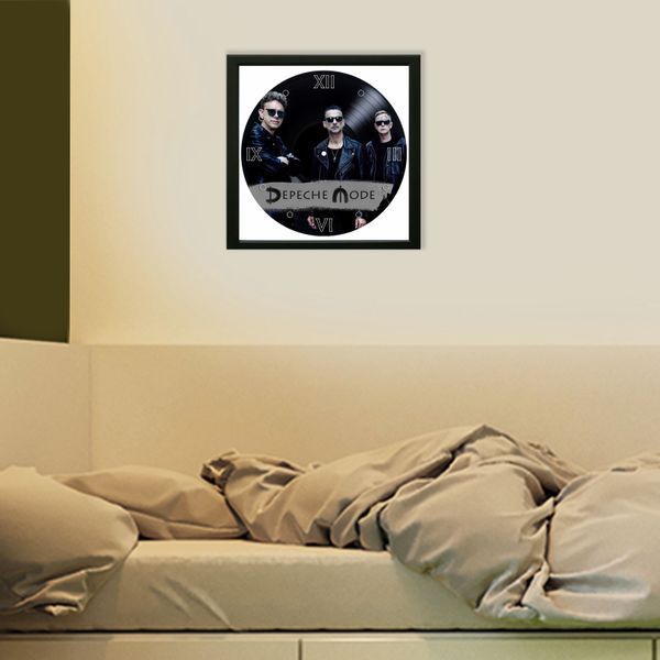 Настінний вініловий декор в дерев'яній рамці Depeche Mode, розміром 36см 520-4-1 фото